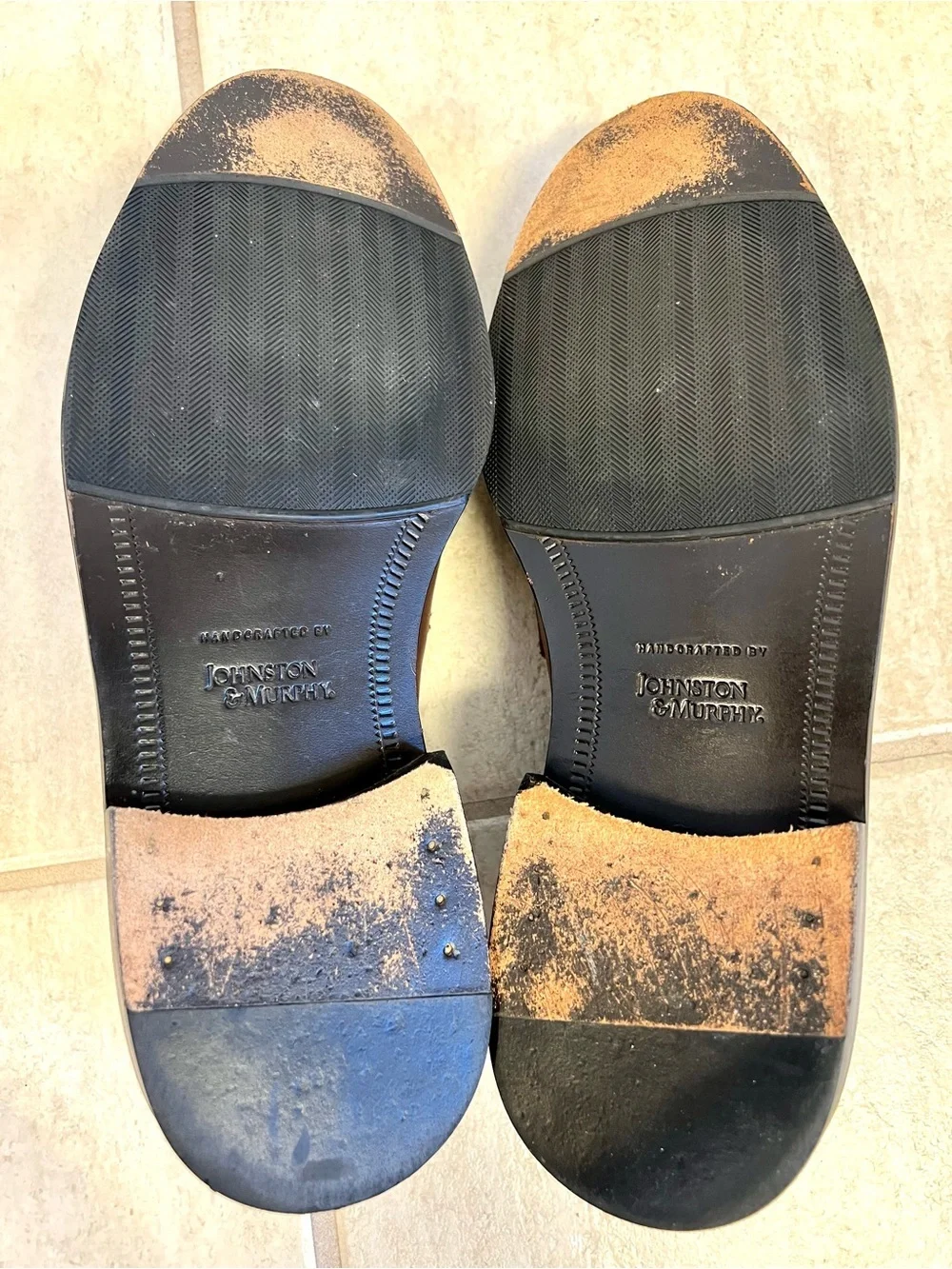 Johnston & Murphy Kiltie Tassel Loafer classic men's dress shoe full-grain 10M